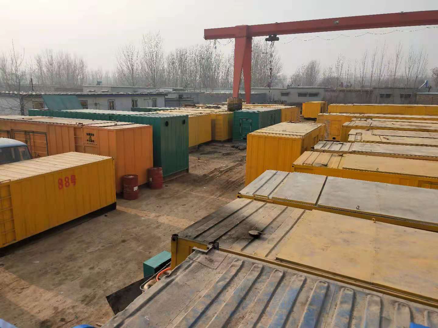 沛县租赁发电机-灰尘、风沙对柴油发电机组造成哪些不良影响?