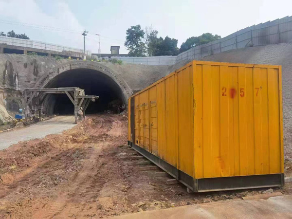 沛县发电机出租自启装置的工作原理是什么?