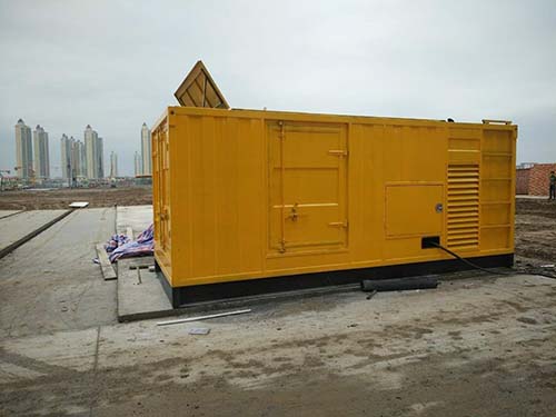 沛县合同中关于乙方责任导致工期延误的赔偿标准应该如何制定？